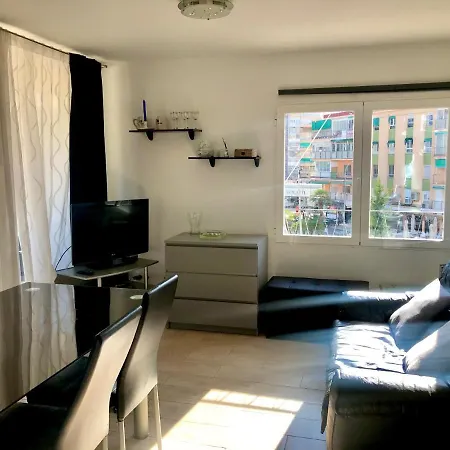 Recently Refurbished Center Appartamento